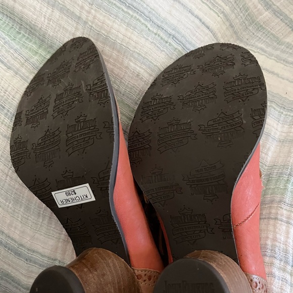 John Fluevog East End Kitchener triple strap mary janes brown/dark pink - Picture 6 of 6